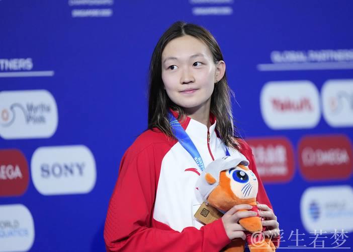 李冰洁与杨佩琪成功跻身女子400米自由泳决赛